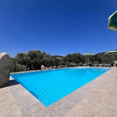 Agriturismo Bed And Breakfast Tanca Taroni Telti Bagian luar foto