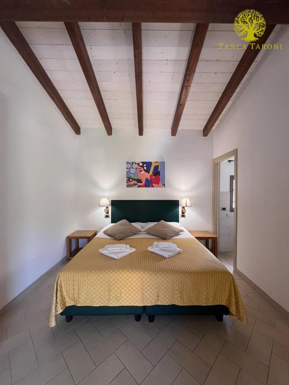 Agriturismo Bed And Breakfast Tanca Taroni Telti Bagian luar foto